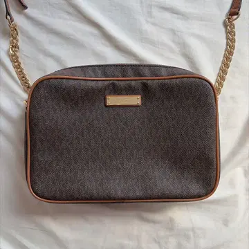 MICHAEL KORS 브라운 숄더백