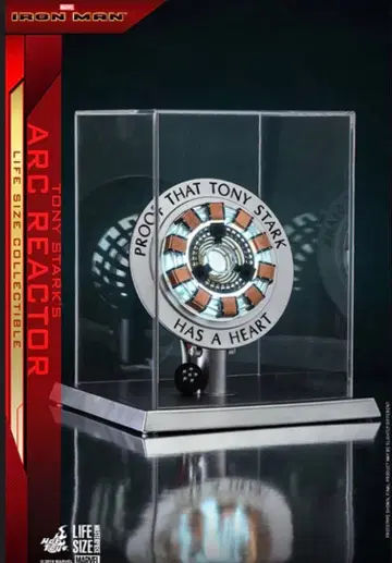 HOT TOYS 라이프 사이즈 IRON MAN 아크 리액터 덤 포함