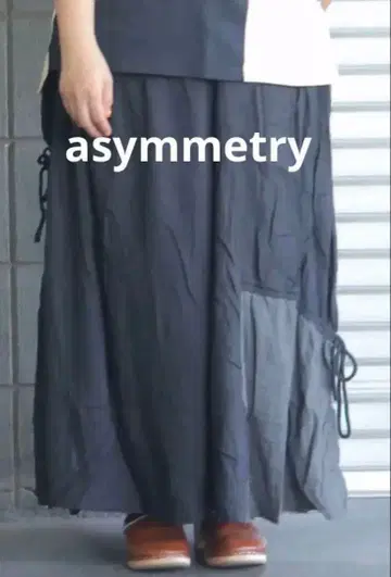 LIME.INC 비대칭 리본 스커트 블랙/올리브 Fsize