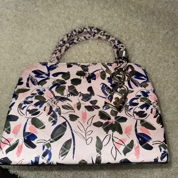 guess 핸드백 꽃무늬