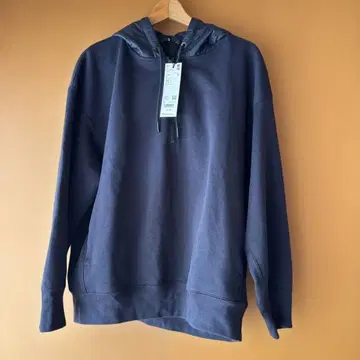 유니클로 UNIQLO + J 드라이 맨투맨 하프 집 후드티 네이비