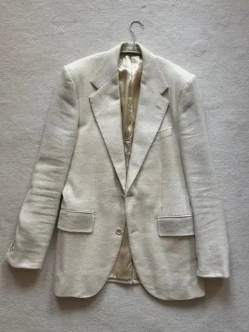 HUSBANDS PARIS 화이트/크림 테일러드 자켓