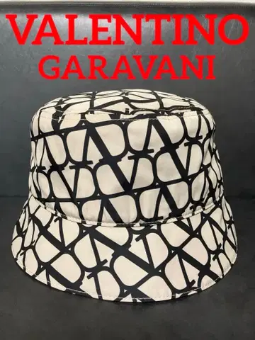 컨디션 최상 발렌티노 가라바니 버킷햇 로고