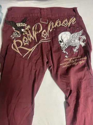 RED PEPPER 레어 컬러 스컬 자수 스트레치 데님 32인치