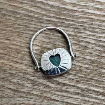 비쥬마무 Bijumam 하트 반지 맬러카이트 반지