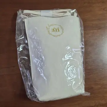 2PM 준호 LEE JUNHO 스마트폰 숄더