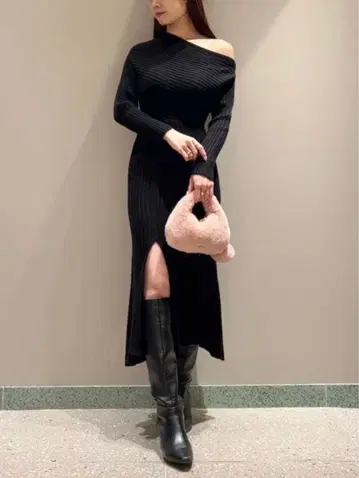 SNIDEL 인기 원숄더 비대칭 니트 원피스