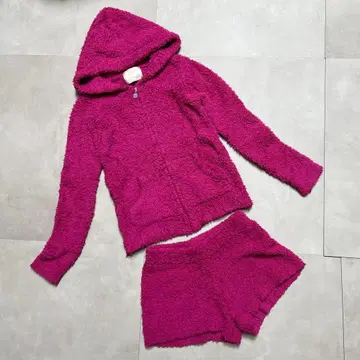 Rady 보들보들 룸웨어 셋업 핑크 후드티 숏팬츠