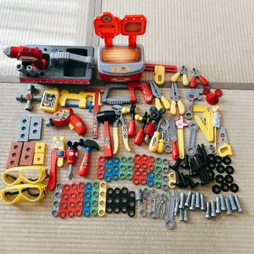 디즈니 목수 변신 세트 & 피셔프라이스 공구 세트