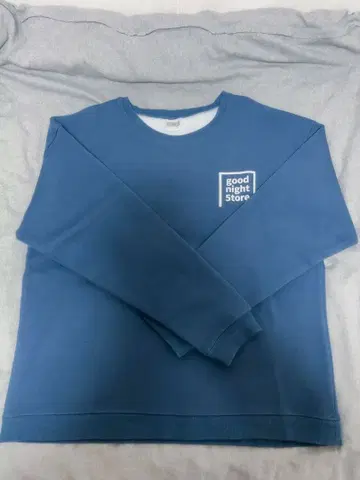 good night 5store 블루 트레이닝복