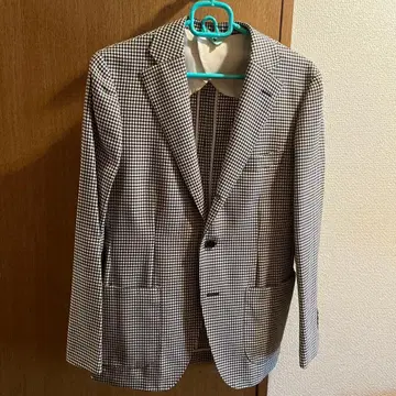 REDA 1865 체크 무늬 테일러드 자켓