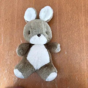 토끼 봉제 인형 레트로 선애로우