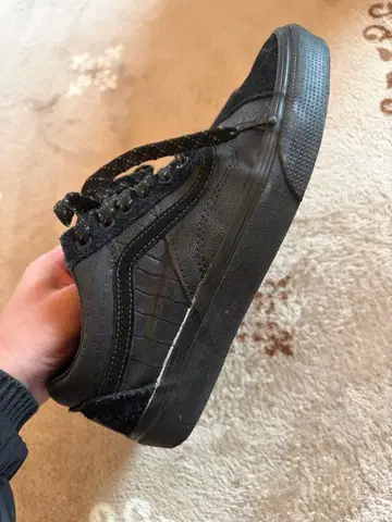 반스 블랙 스니커즈