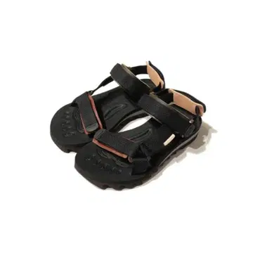 새상품 Hender Scheme 25SS webbb 가죽 벨트 샌들