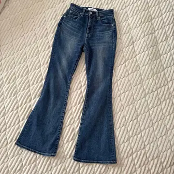 아줄바이마우지 moussy 플레어 데님