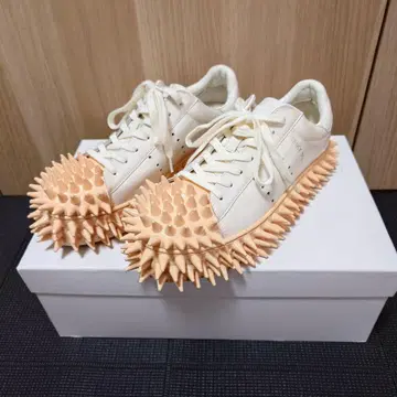 doublet SPIKY LEATHER SNEAKER 25H 화이트