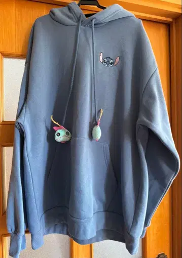 Avail 디즈니 스티치 후드티