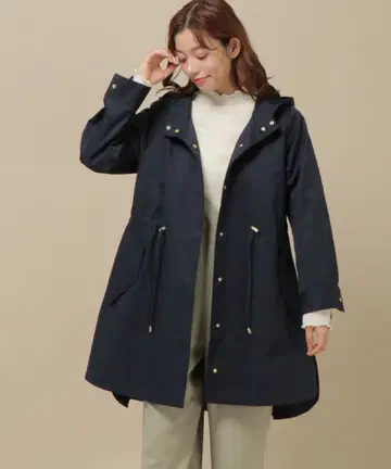 새상품 ikka 이카 메모리 A라인 모즈 코트 M 사이즈 발수 가공