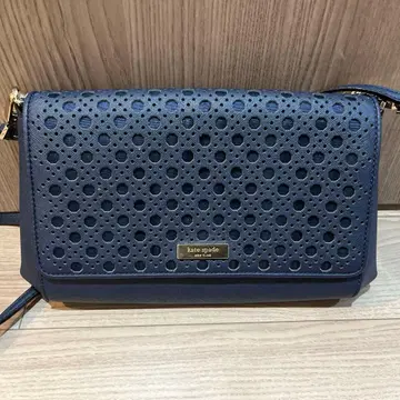 새상품급 kate spade 네이비 숄더백