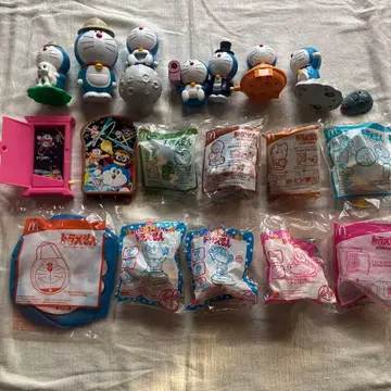 맥 해피밀 세트 도라에몽 굿즈 세트