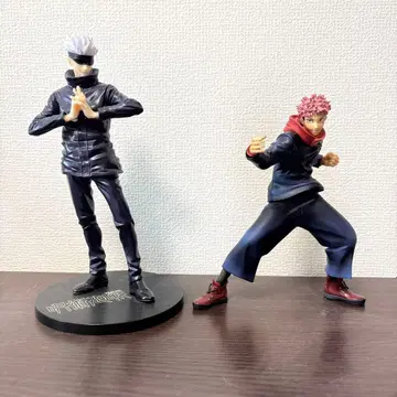 고죠 사토루와 이타도리 유우지 피규어 세트