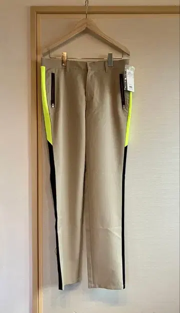 ARCHIVIO 알치비오 사이드 라인 팬츠 베이지