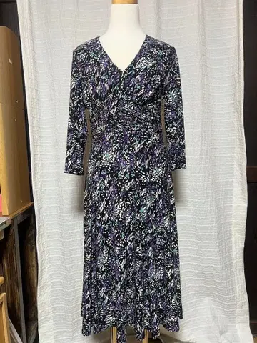 EGERIE PARIS 에제리 올 패턴 원피스