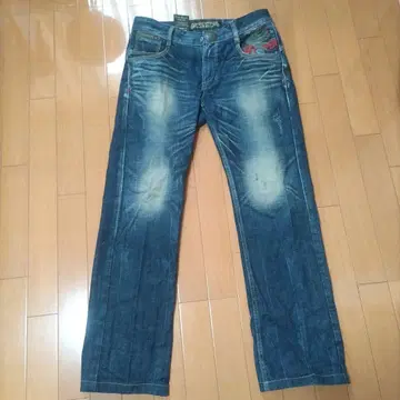 RED PEPPER GOLD LABEL 자수 데미지 스트레이트 데님