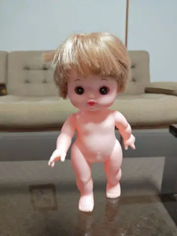 눈이 반짝이는 네네짱 본체