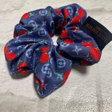 LV 데님 & 체리 패턴 스크런치