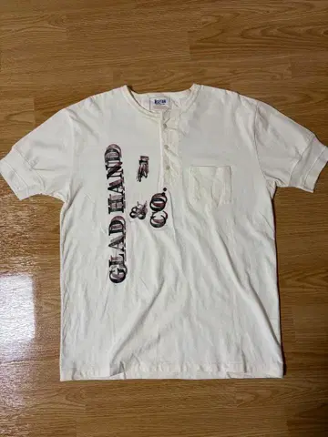 gladhand의 티셔츠