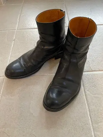 파드로네 백 지퍼 부츠 40