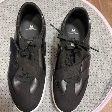 와코루 서세스워크 스니커즈