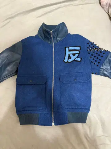 새상품급 펑크 드렁커스 울 바시티 자켓 찡 장식 스터드 전체 자수 파랑