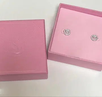 [ 컨디션 최상 ] SWAROVSKI 크리스탈 귀걸이