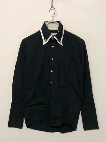 00's semantic design 섀도우 스트라이프 버튼 다운 셔츠