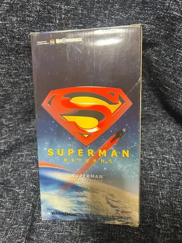 베어브릭 슈퍼맨 리턴즈 400% 피규어