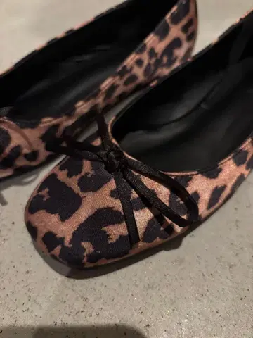 레오파드 무늬 발레 슈즈