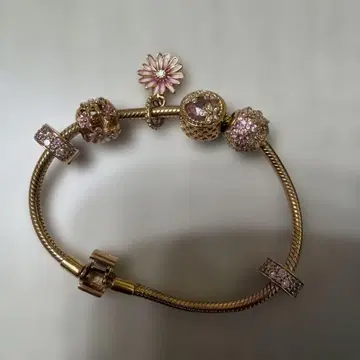 Pandora 골드 벚꽃 플라워 모티브 팔찌