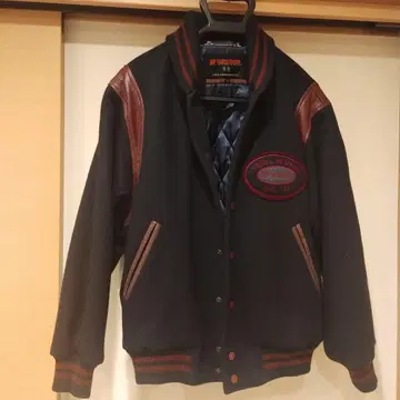 McGregor 바시티 자켓 네이비/레드