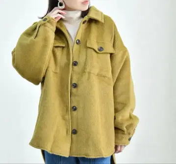 올리브 그린 플리스 자켓