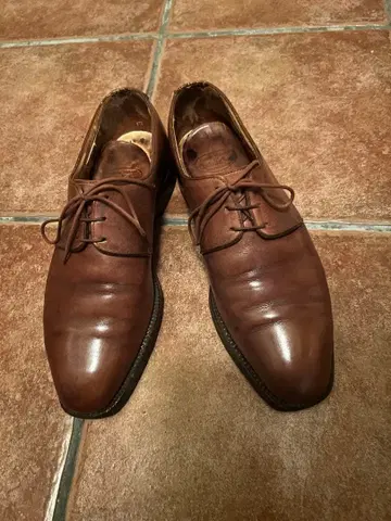 크로켓 앤 존스 브라운 드레스 슈즈