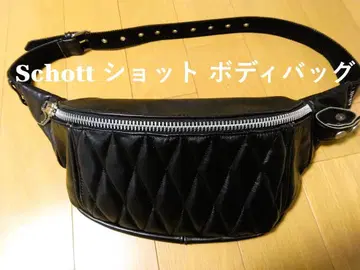Schott 블랙 퀼팅 가죽 바디백