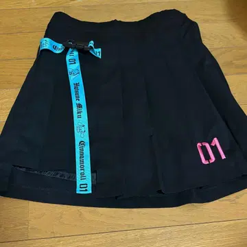 하츠네 미쿠 피아프로 스커트 산리오 시나모롤 블랙 플리츠