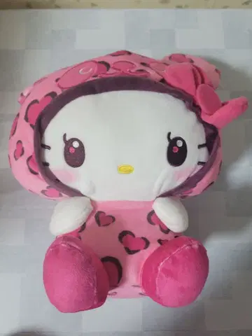 헬로키티 레오파드 무늬 핑크 봉제 인형