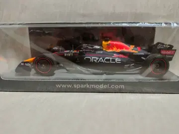 스파크 1/43 레드불 RD-18 일본 GP 위너 M. 페르스타펜