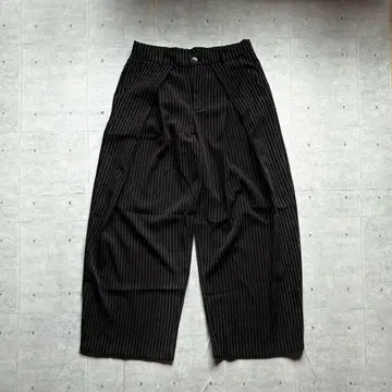 00's archive 턱 와이드 슬랙스 모드 노움코어 y2k