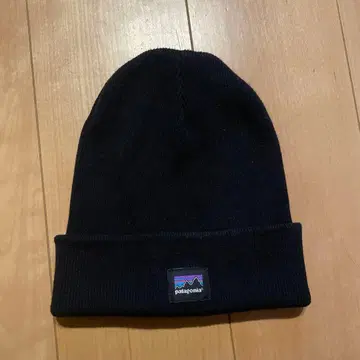 patagonia 블랙 니트 모자 비니