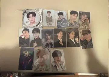 도영 ( 2번째에도 굿즈 있습니다 )