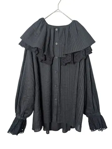 로지몬스터 빅 칼라 레이스 플리츠 블라우스 긴팔